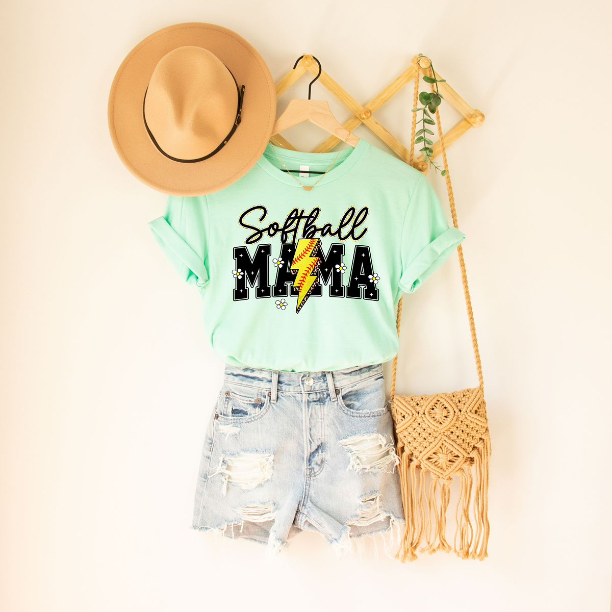 Daisy & Lightning Bolt Softball Mama Unisex Fit Classic T-Shirt