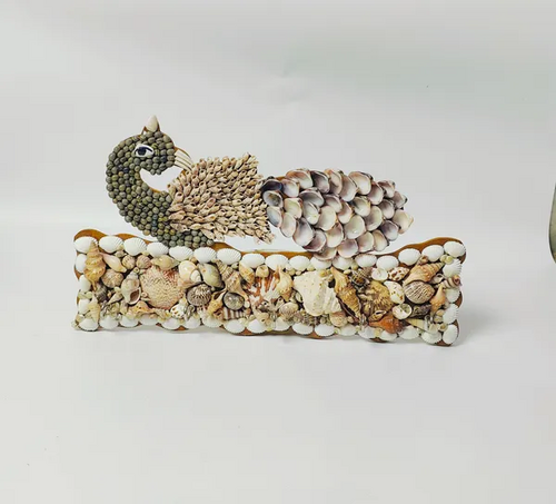 Multicolor Sea Shell Peacock Key Holder