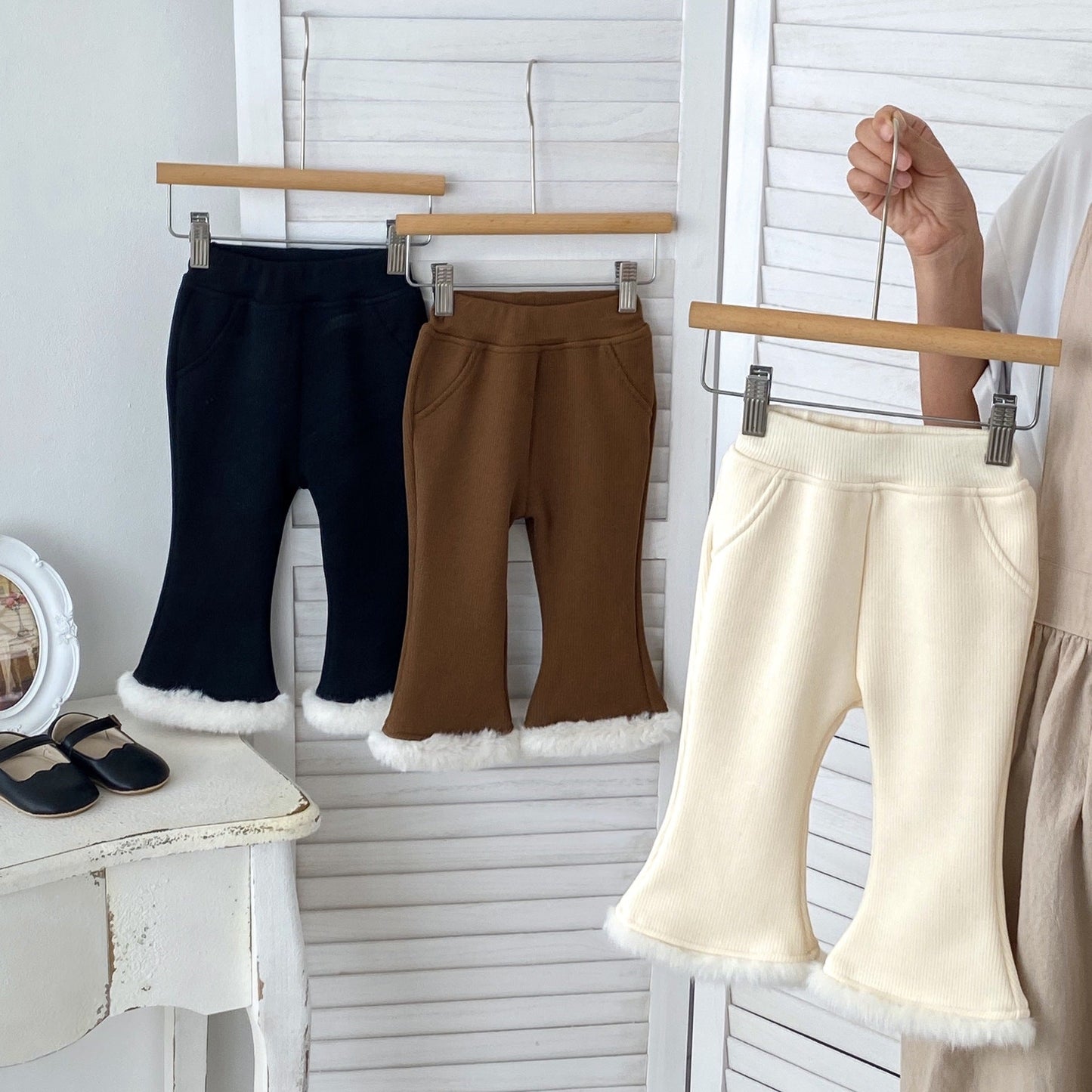 Baby Girl Velvet-In Solid Winter Pants