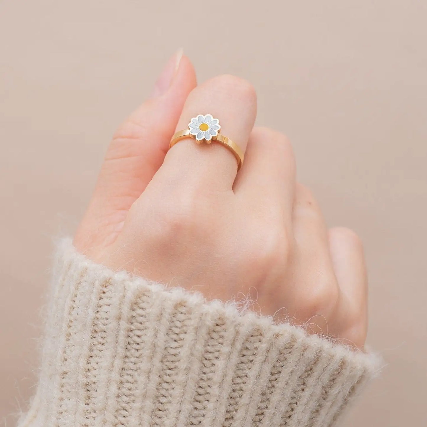 Relaxation Spinner Ring